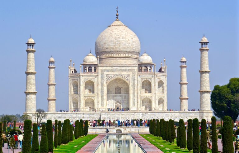 Taj Mahal Indian and Asian Landmarks