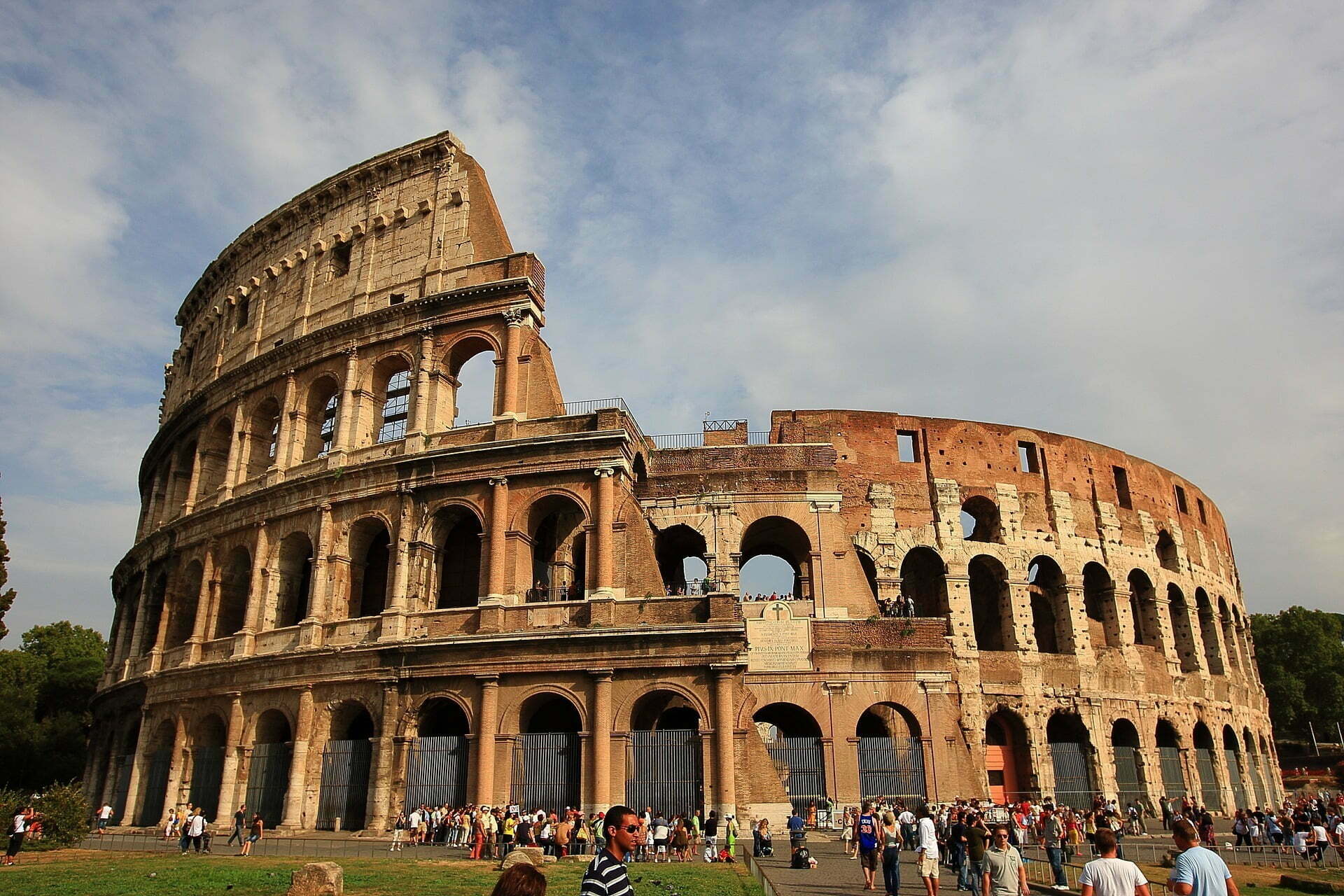 Historical Italy, Roman Colosseum