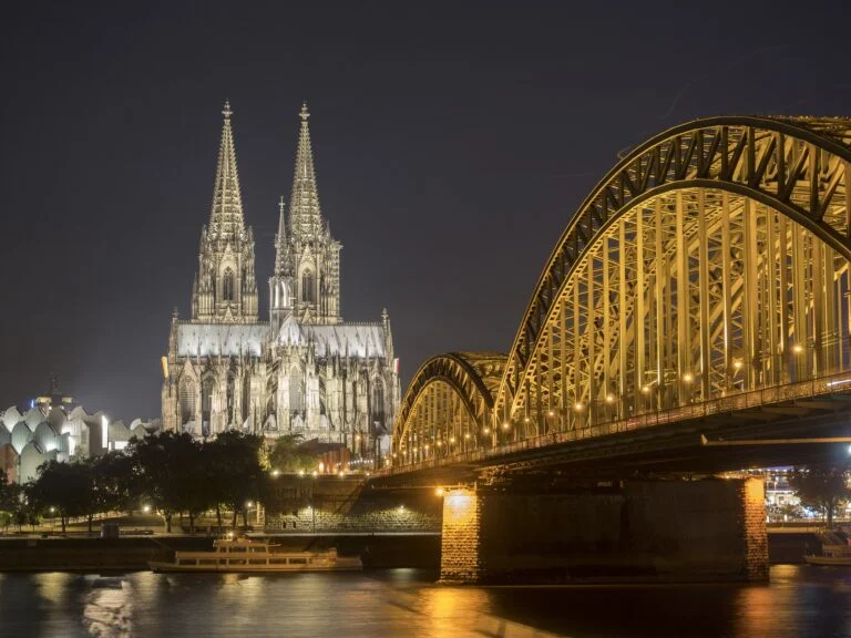 German Landmarks | Whizzed Net Cologne Cathedral Image