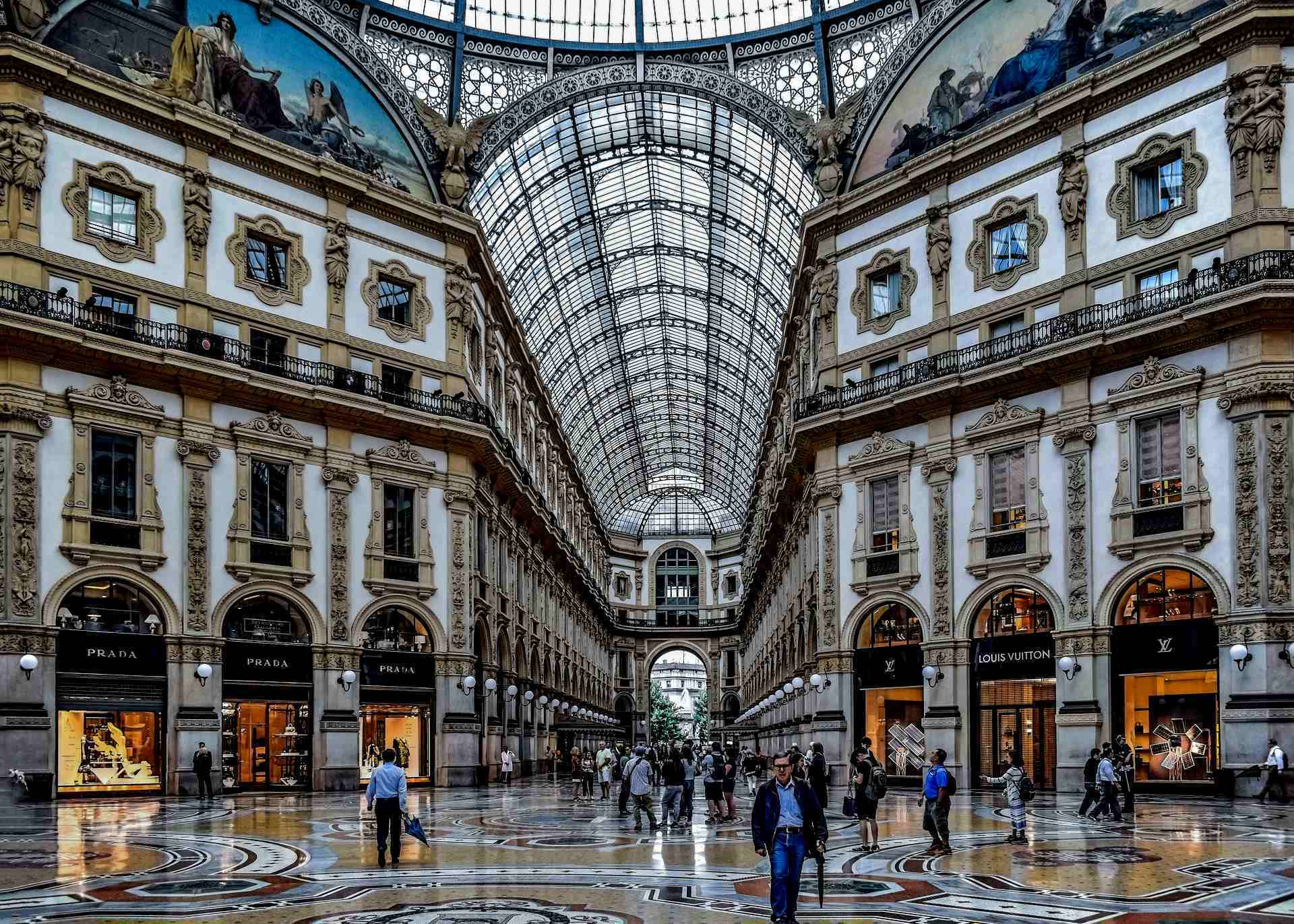 Galleria Vittorio Emanuele II: Milan Things to do, Lombardy region, Italian landmarks